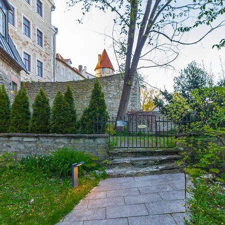 Lejlighed In A Real Medieval Tower, Lower Floors