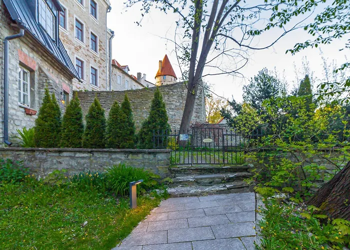 Διαμέρισμα In A Real Medieval Tower, Lower Floors