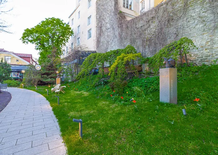 In A Real Medieval Tower, Lower Floors Διαμέρισμα *