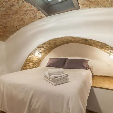 In A Real Medieval Tower, Lower Floors * Таллінн