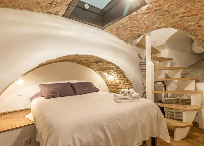 Appartamento In A Real Medieval Tower, Lower Floors Reval